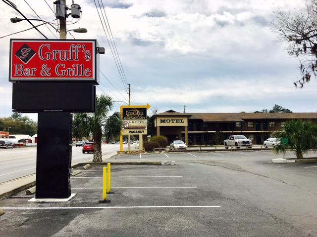 Dinner Bell Motel ดันเนลลอน ภายนอก รูปภาพ